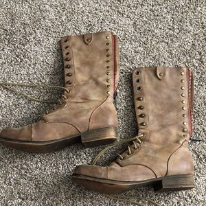 Military style combat boots